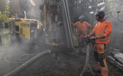 Porakaivon poraus ja pumpun asennus – katso videot